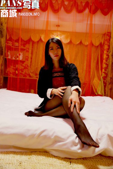 村民在田里发现14.3公斤重大鲵