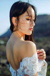 H工口福利里番库全彩老师